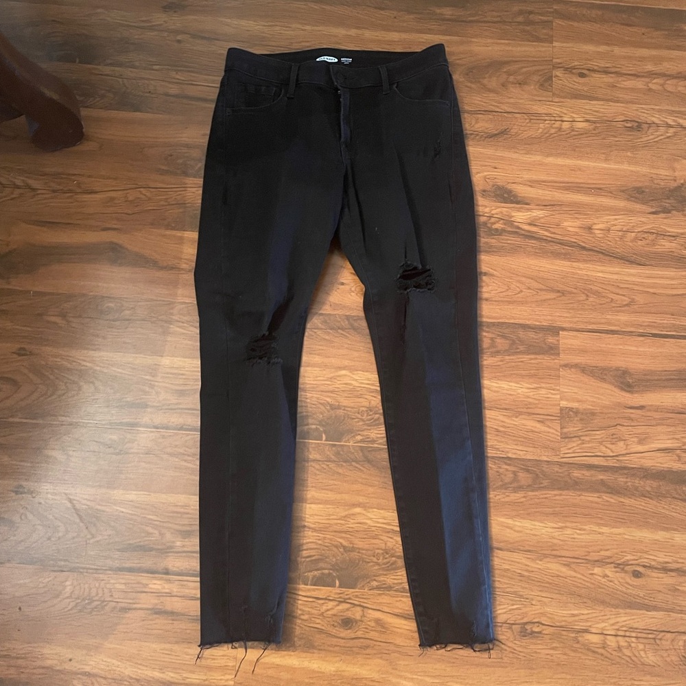 Old Navy Black Ankle & Cropped Jeans